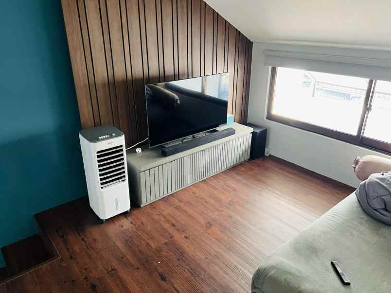 dijual rumah jl gn batu pasteur kota