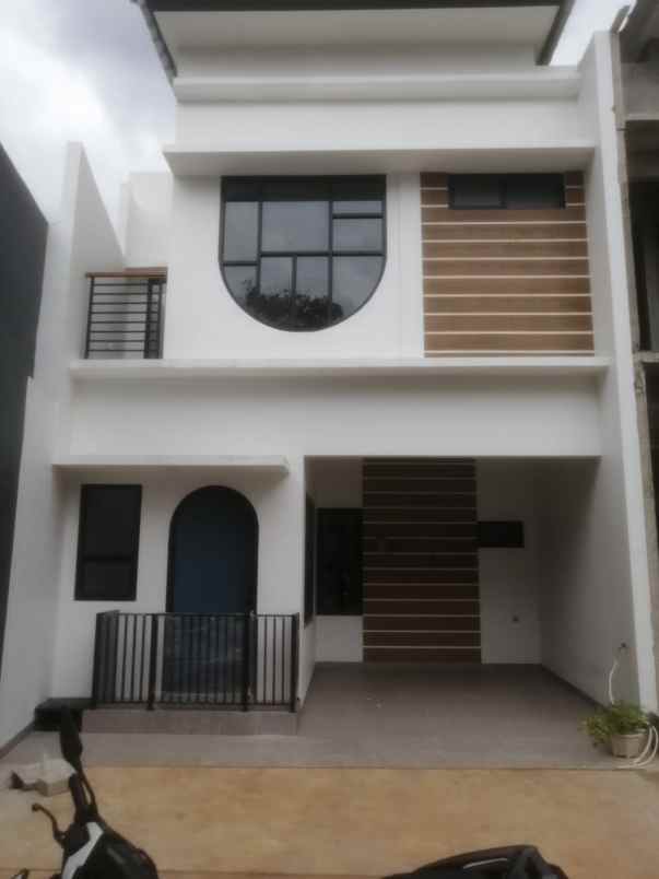 dijual rumah jl jati padang pasar