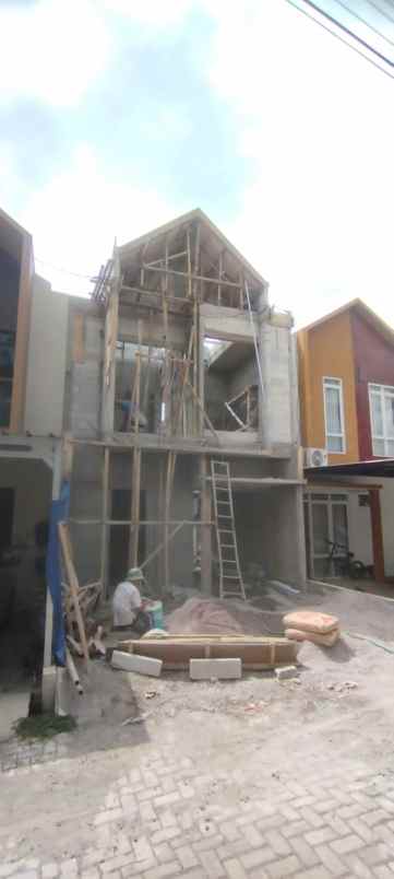 dijual rumah jl kol masturi cimahi