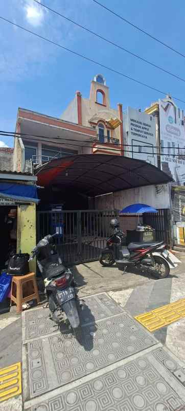 dijual rumah jl margonda raya kel depok
