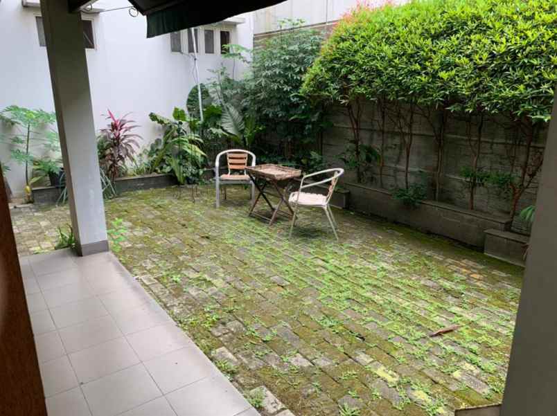 dijual rumah jl megapolitan cinere depok