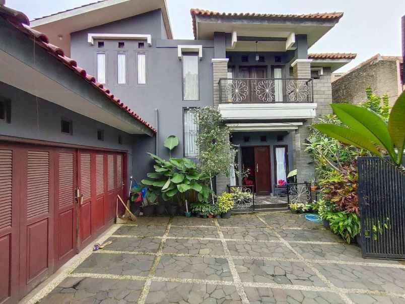 dijual rumah jl nusantara cimahi
