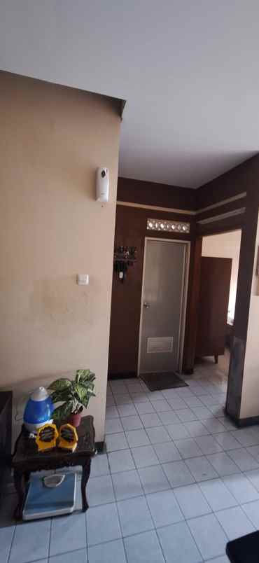 dijual rumah jl olahraga arcamanik