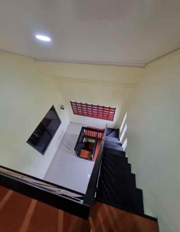 dijual rumah jl palagan