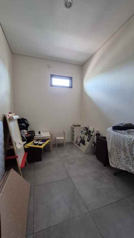 dijual rumah jl pamulang raya