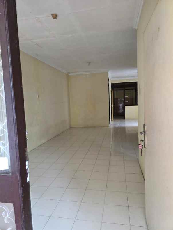 dijual rumah jl perumahan depok mulya 1