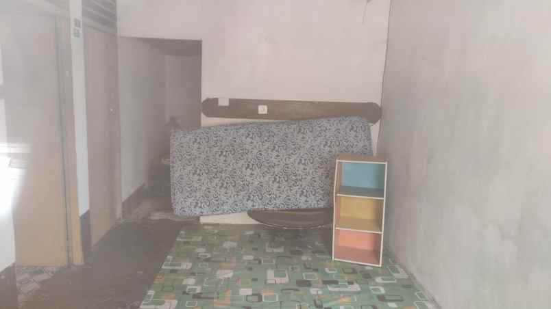 dijual rumah jl rajawali sakti