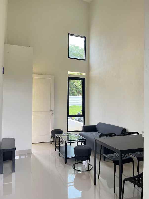 dijual rumah jl raya letjen suprapto