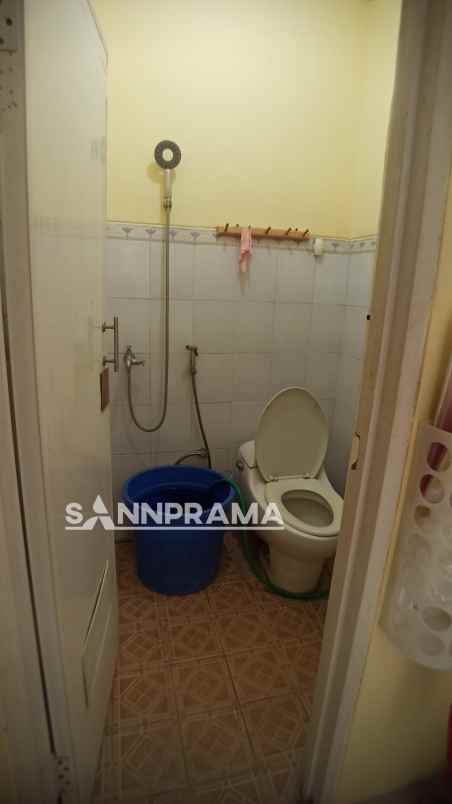 dijual rumah jl raya parung bogor