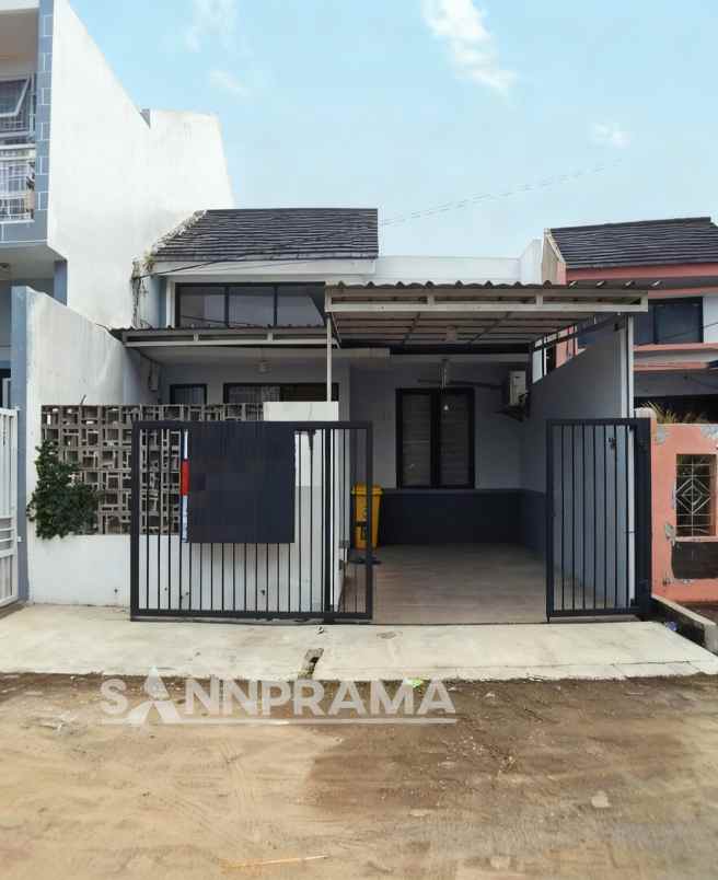 dijual rumah jl raya parung bogor