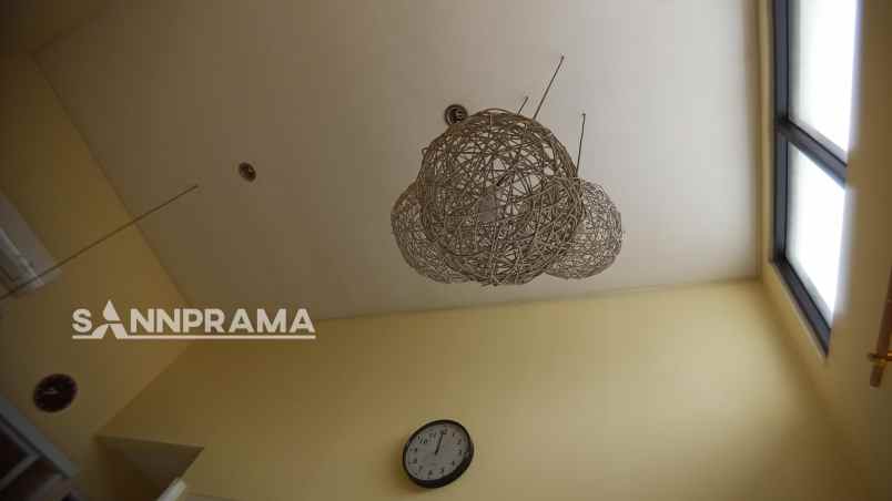 dijual rumah jl raya parung bogor