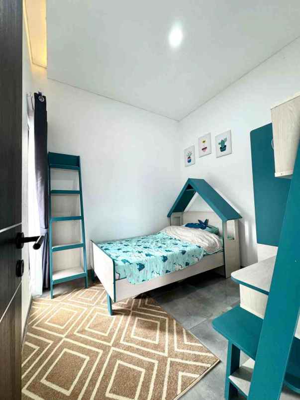 dijual rumah jl raya pengasinan