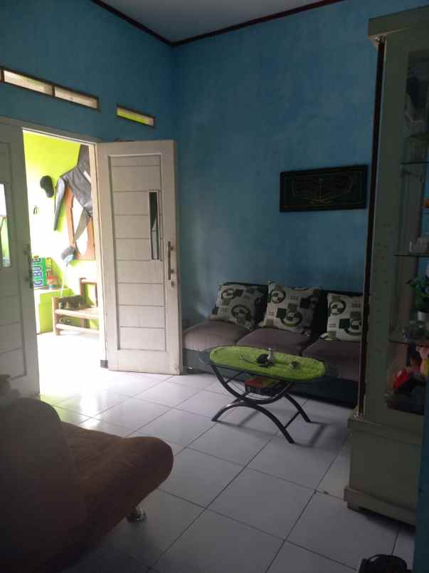 dijual rumah jl raya sepong cisauk