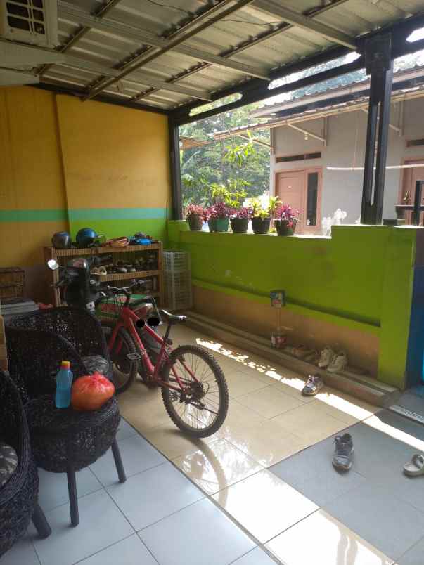 dijual rumah jl raya sepong cisauk