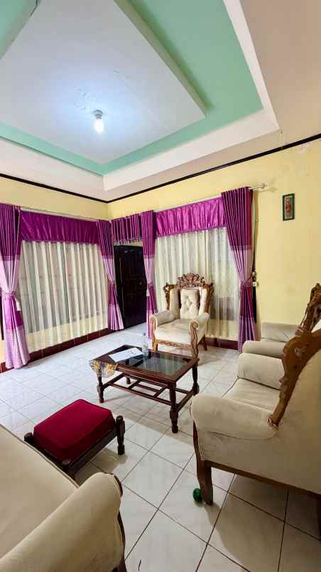 dijual rumah jl tandipau