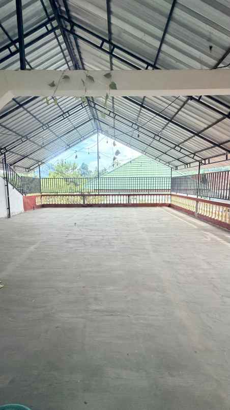 dijual rumah jl tandipau