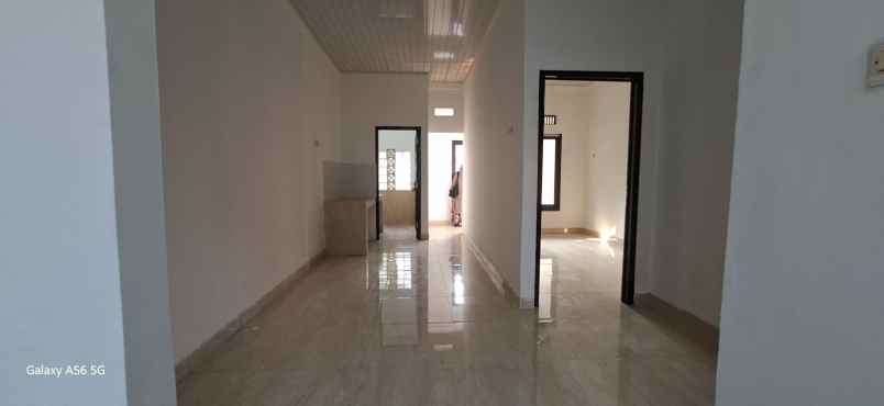 dijual rumah jl telaga mas