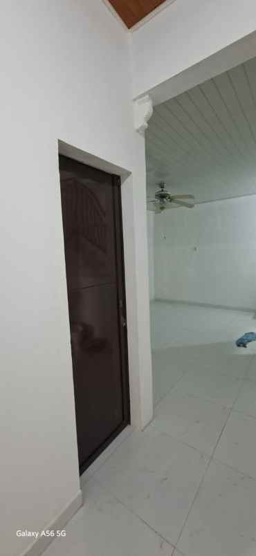 dijual rumah jl telaga mas