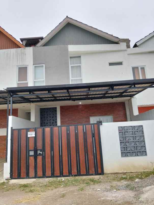 dijual rumah jl wangunsari cijengkol