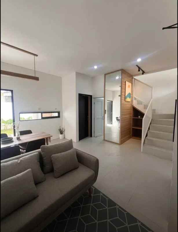 dijual rumah jln mandor samin gdc area