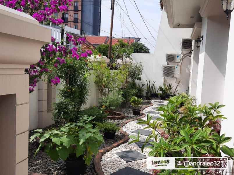 dijual rumah jln waru rawamangun