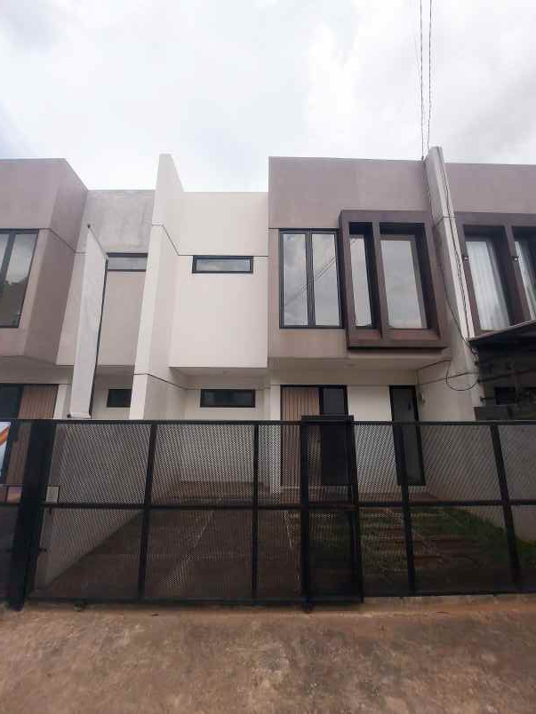 dijual rumah kalia residence tapos kota
