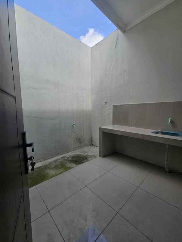 dijual rumah kalimulya gdc area