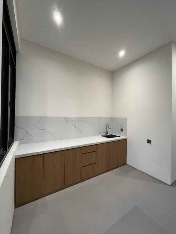 dijual rumah kanso house klampis semolo surabaya timur