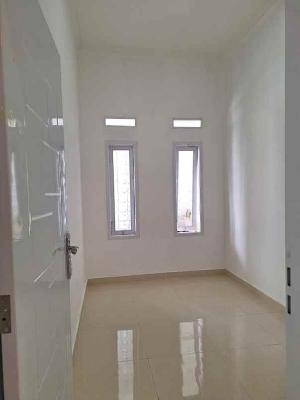 dijual rumah karawang