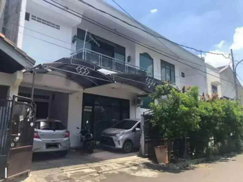 dijual rumah kayu mas kayu putih pulo