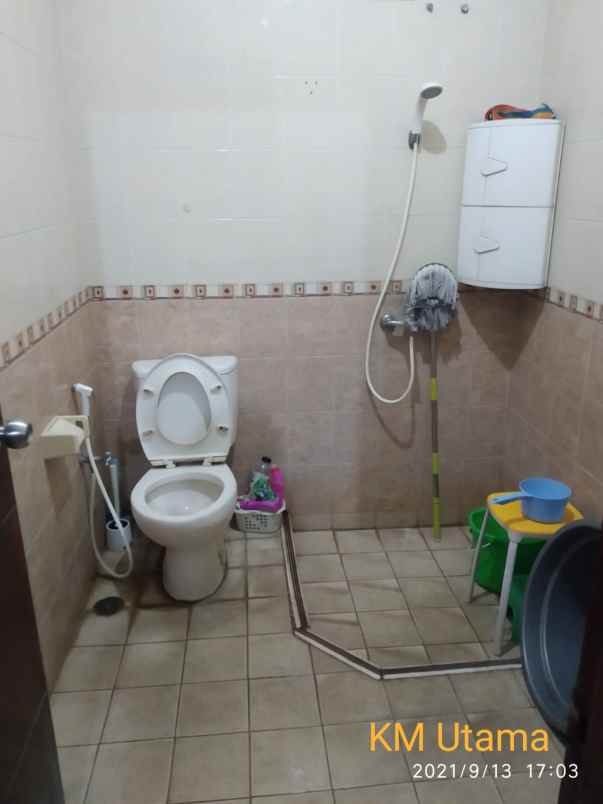 dijual rumah kebayoran lama selatan