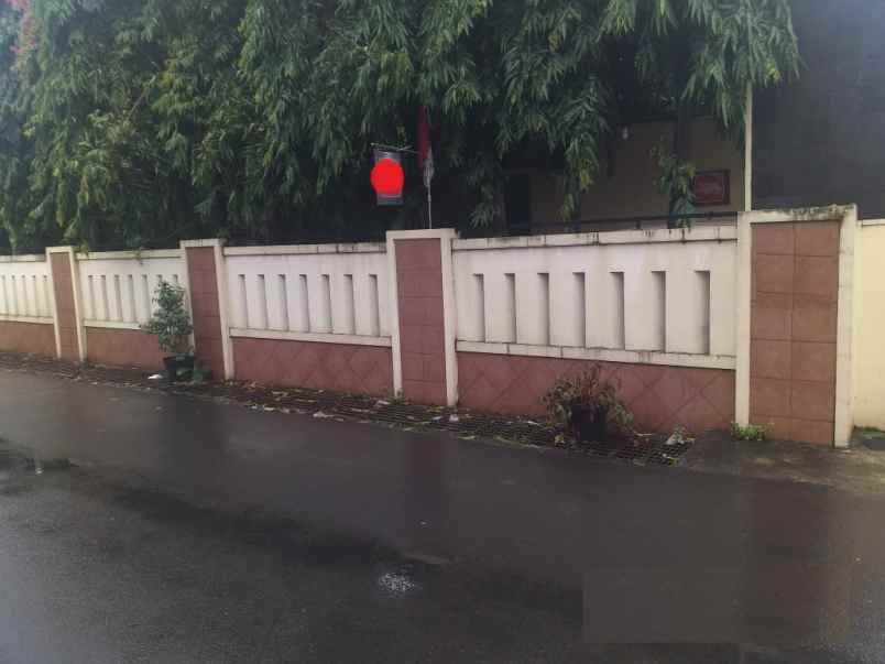 dijual rumah kebayoran lama selatan