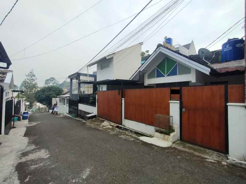 dijual rumah kec cimahi utara