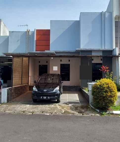 dijual rumah kec parongpong
