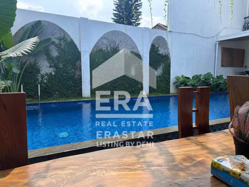 dijual rumah komplek bulog