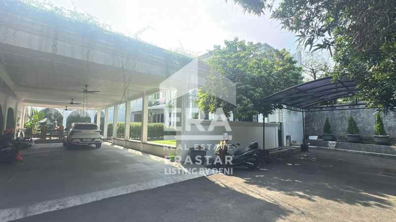 dijual rumah komplek bulog