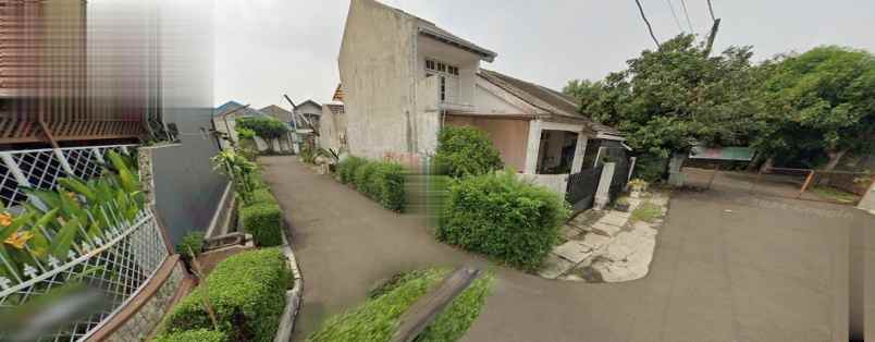 dijual rumah komplek di serua