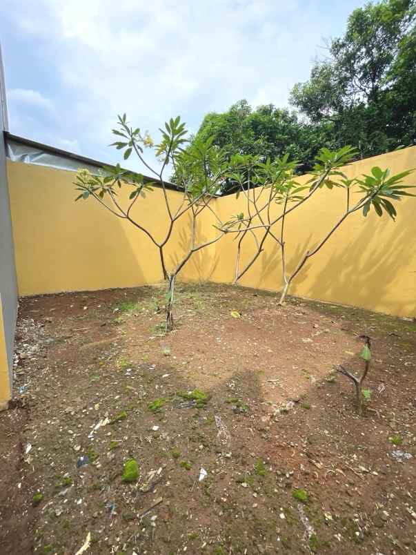dijual rumah komplek graha raya bintaro