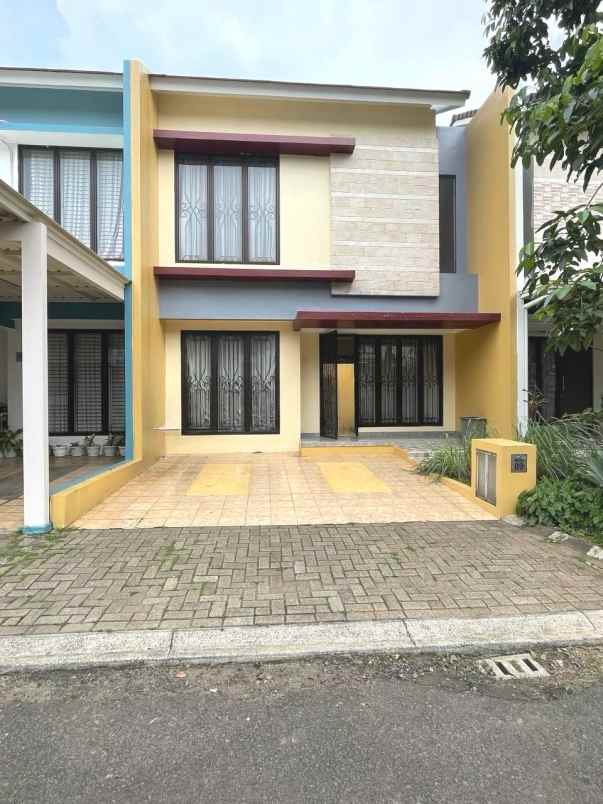 dijual rumah komplek graha raya bintaro