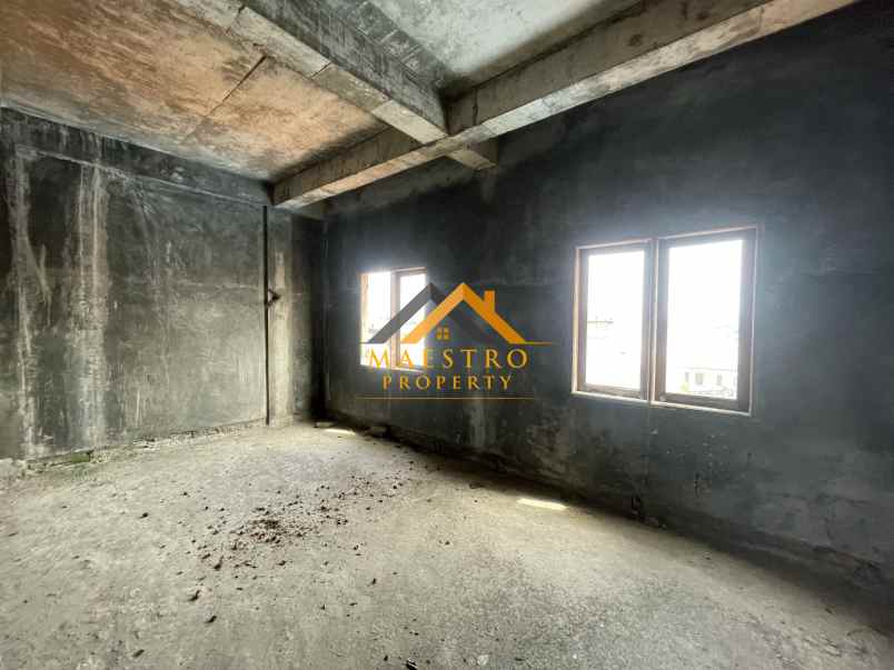 dijual rumah komplek pandan hijau residence