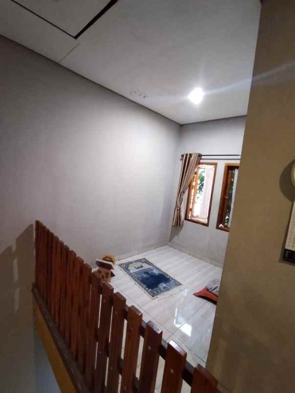 dijual rumah kopo regency