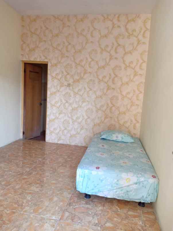 dijual rumah kost 3 lantai terusan buah batu bandung