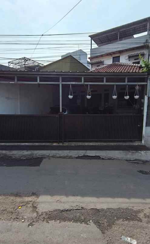 dijual rumah kota bandung jl pangarang