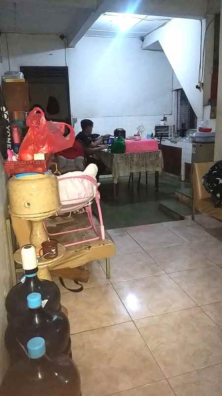 dijual rumah lap ros