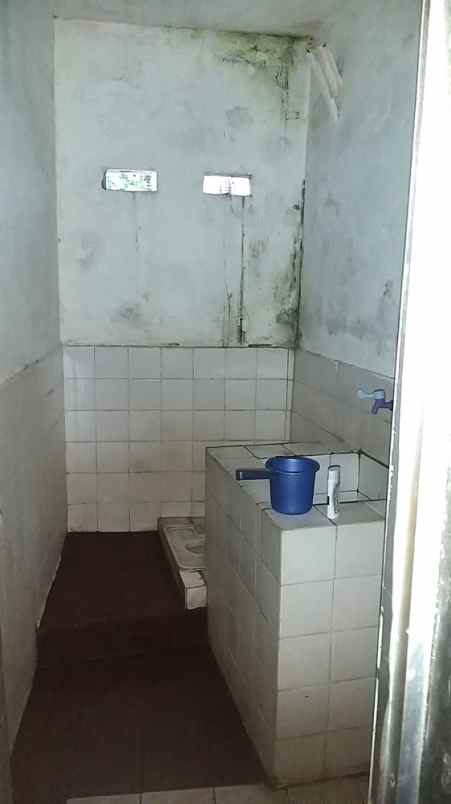 dijual rumah lap ros