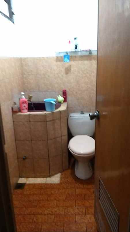 dijual rumah lap ros