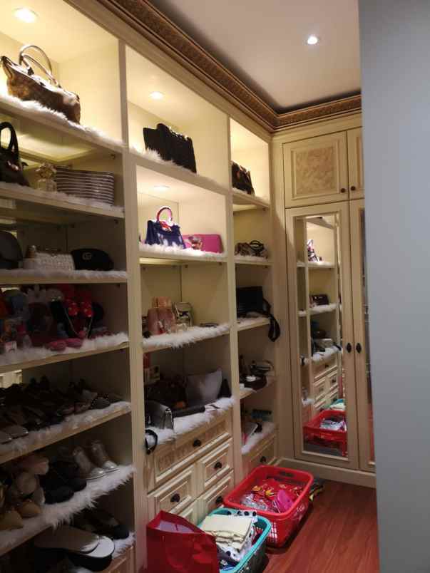 dijual rumah layar permai pik shm furnish 4kt