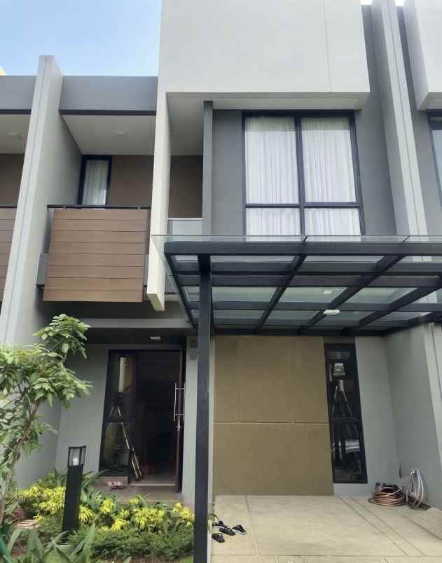 dijual rumah magenta residence