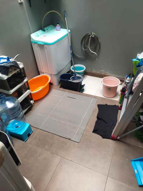 dijual rumah magenta residence