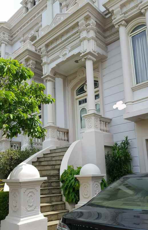 dijual rumah mal of indonesia